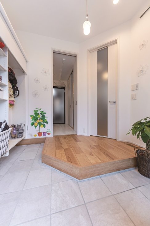 【 コンパクトな28坪プランの「Haqua」で、広々空間を実現した家 】