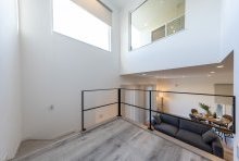 視線が変わるサードプレイス的な居心地の良い居場所となるスキップフロア