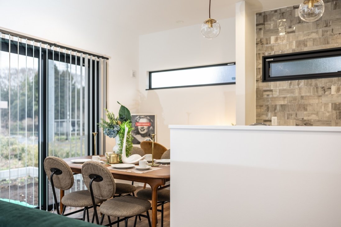 横並びのキッチンは、空間のデザイン性も家事効率も格段にUP◎