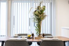 何気ないテーブルウェアもデッドストックの食器でテンションUP