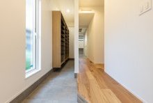 お出掛け時や帰宅時もスマートにしてくれるウォークスルーSCL