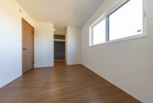 オープンタイプにした１坪（２帖）のWICは、出入りもノンストレス！