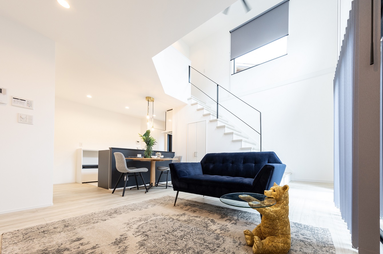 【インダストリアルなカフェスタイルがクールな家】