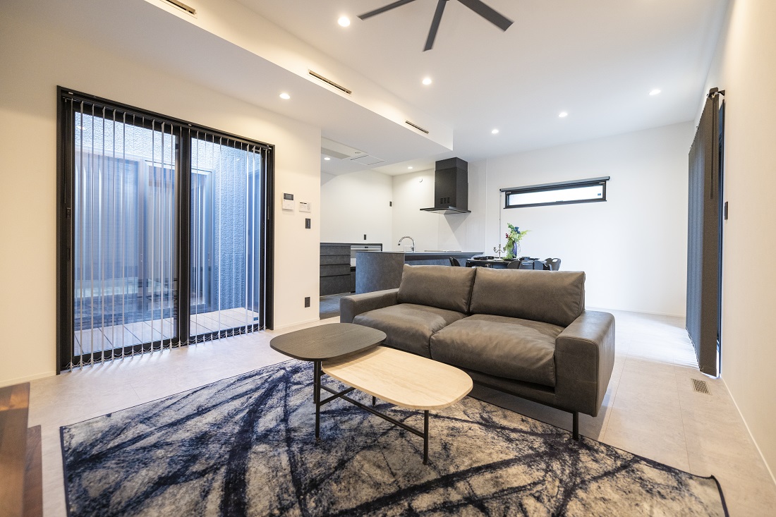 【夫婦の特別な時間が広がるリゾートライクな平屋】