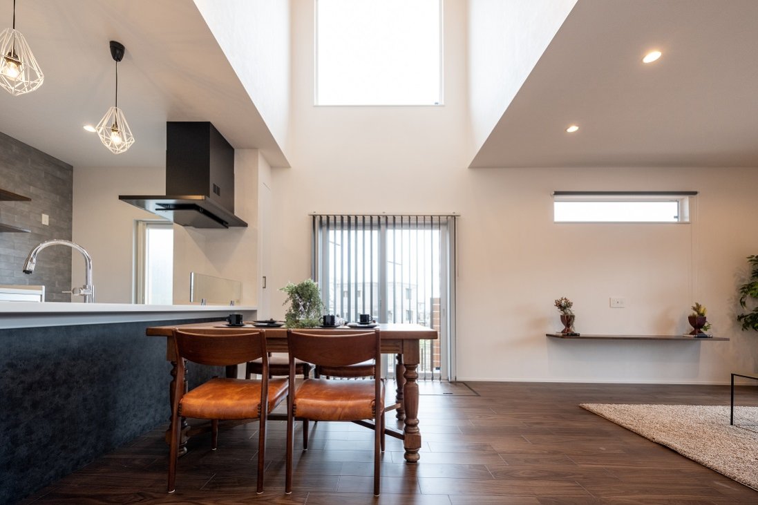 【 伝統と革新が混じり合う家】