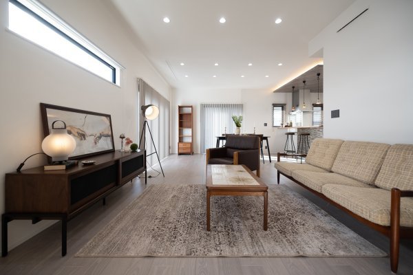 【バイクやアウトドア用品を格納する秘密基地、「ビルドインガレージ」を装備した趣味を楽しむ家！