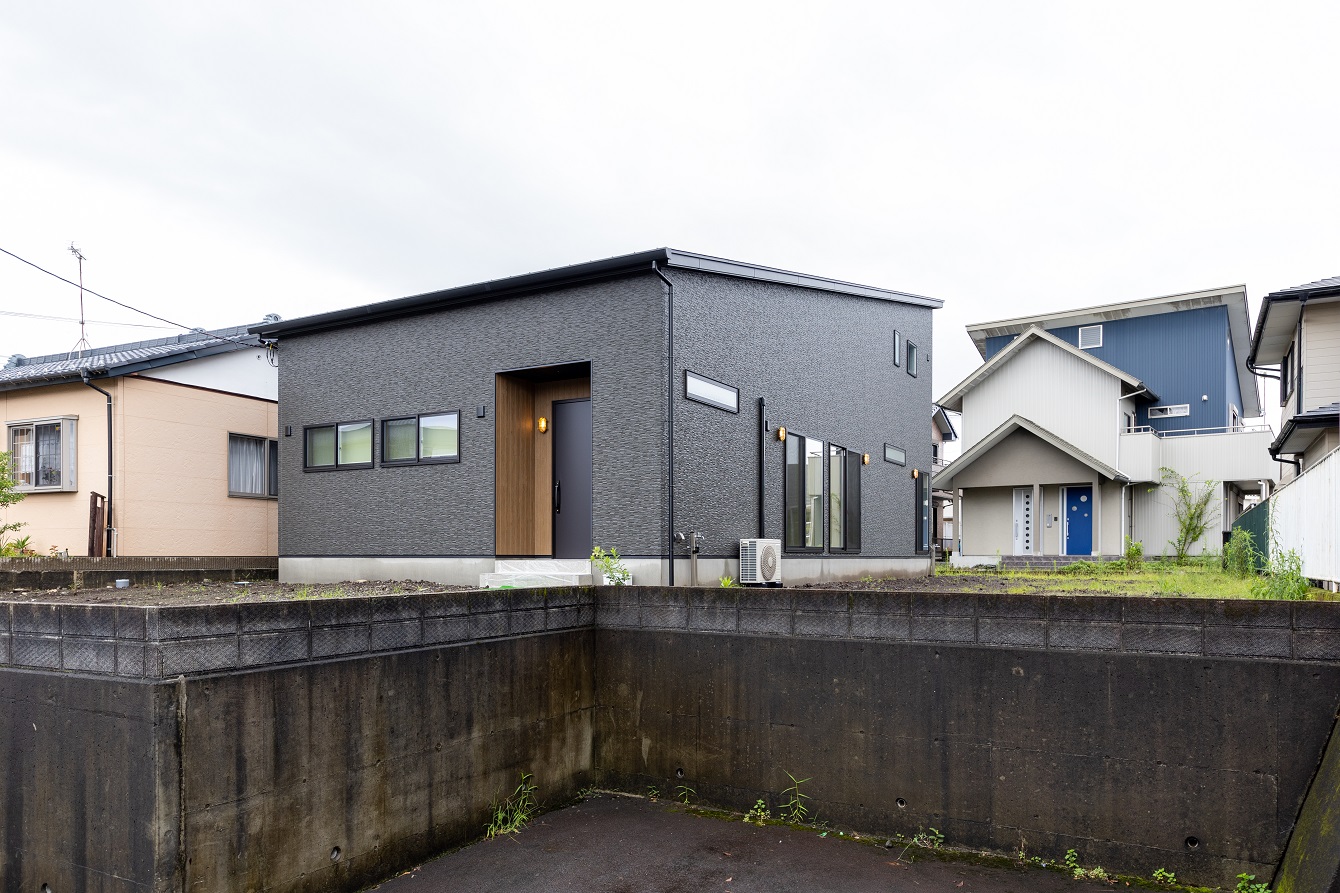 【大家族の平屋＋aな1.5階の家】