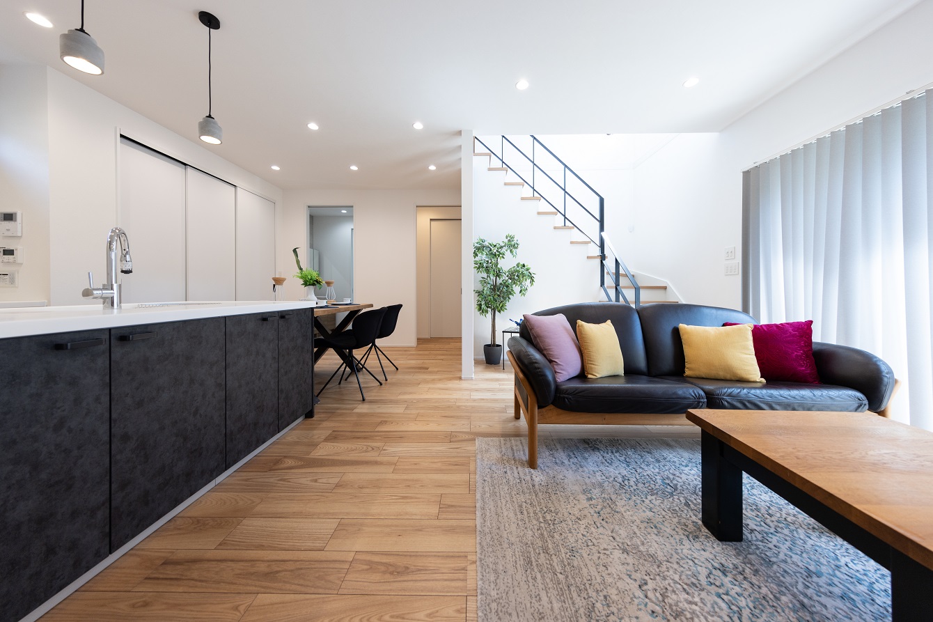 【広々の土間収納と充実したMBRの家】