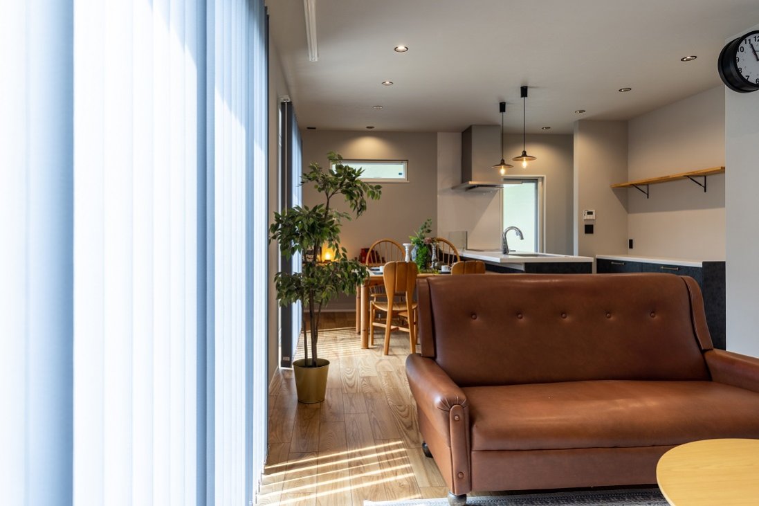 【自然に近い場所で、好きなモノに囲まれた家】