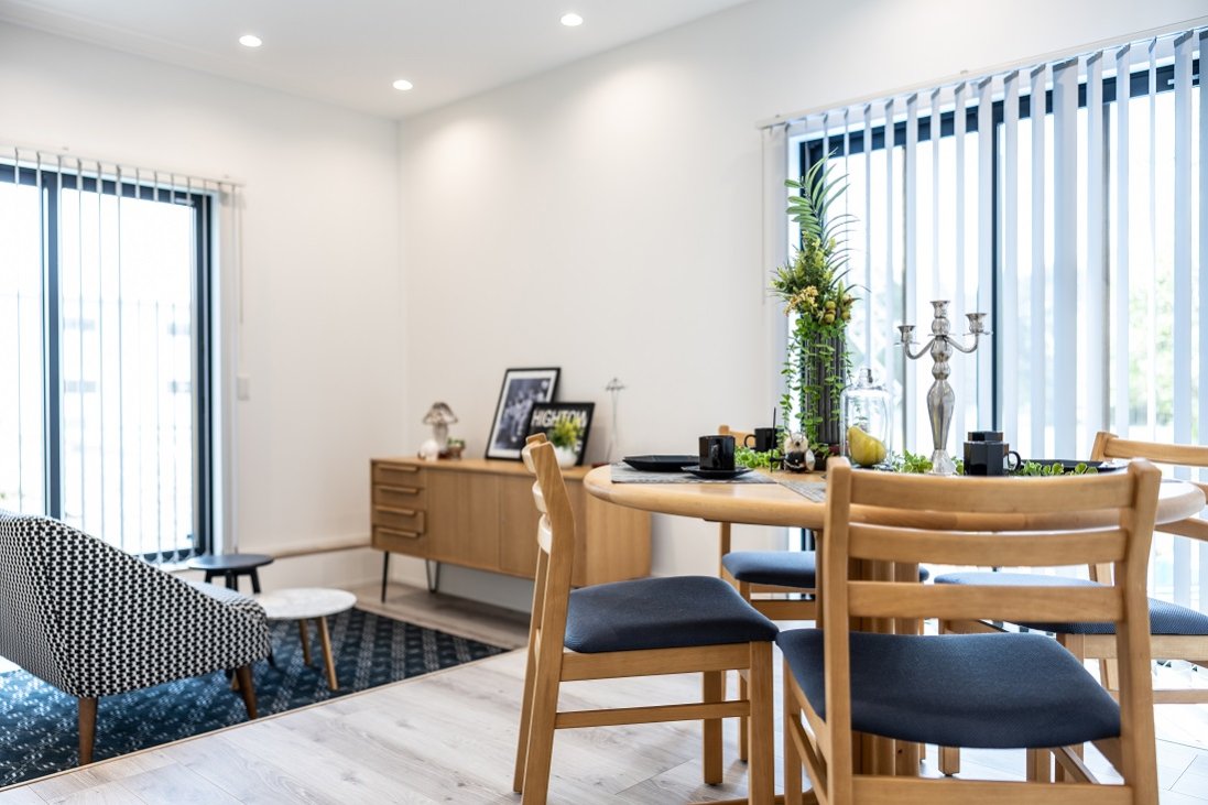 【ホワイトで統一された明るく温もりのある住まい】