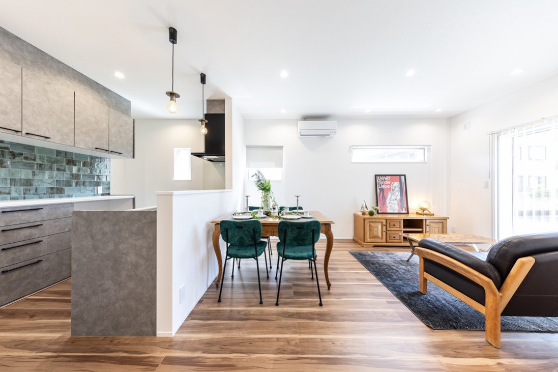 【シンプルな間取りの中に家族の笑顔があふれる家】